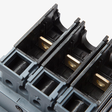 Siemens 3VA5130-1MH31-0AA0 - 30A 3 Pole Motor Circuit Protector - view 3