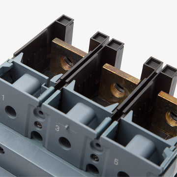 Siemens 3VA5330-5EC31-0AA0 - 300A 3 Pole Molded Case Circuit Breaker - view 3