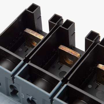 Siemens 3VA6225-5HN31-0AA0 - 250A 3 Pole Molded Case Circuit Breaker - view 3