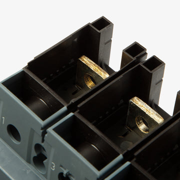 Siemens 3VA6340-6HL31-0AA0 - 400A 3 Pole Molded Case Circuit Breaker - view 3