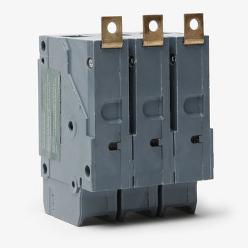 Siemens BQD390 - 90A 3 Pole Molded Case Circuit Breaker - view 2