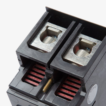 Eaton / Cutler-Hammer CCVH2125 - 125A 2 Pole Molded Case Circuit Breaker - view 3