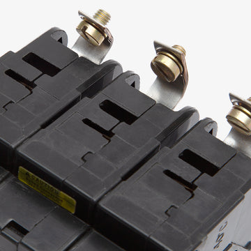 Square D EHB34030 - 30A 3 Pole Molded Case Circuit Breaker - view 3
