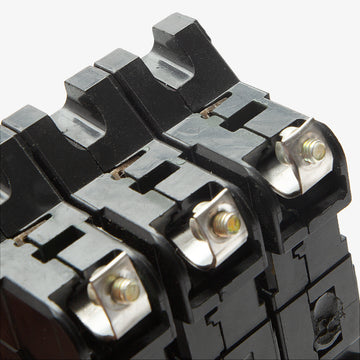 Square D EHB34070 - 70A 3 Pole Molded Case Circuit Breaker - view 3