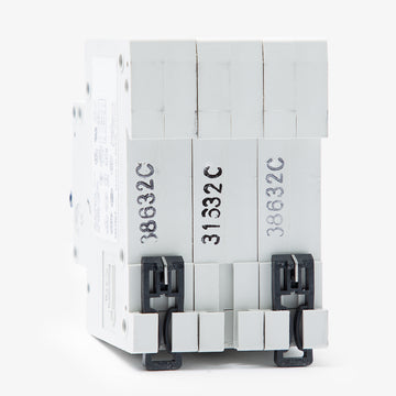 Eaton / Cutler-Hammer FAZ-C32/3 - 32A 3 Pole Supplementary Protector - view 2