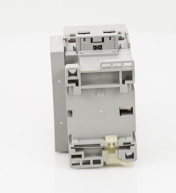 Allen Bradley 100-C30A10 Contactor
