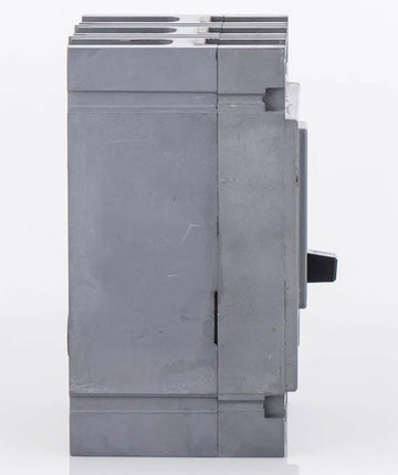 Eaton / Westinghouse HFB2015 - 15A 2 Pole Molded Case Circuit Breaker