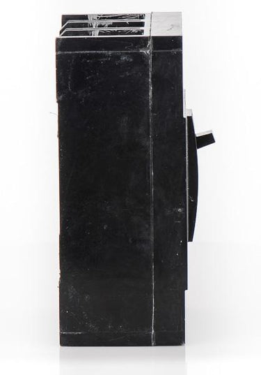 ABB / General Electric TQD32225WL - 225A 3 Pole Molded Case Circuit Breaker