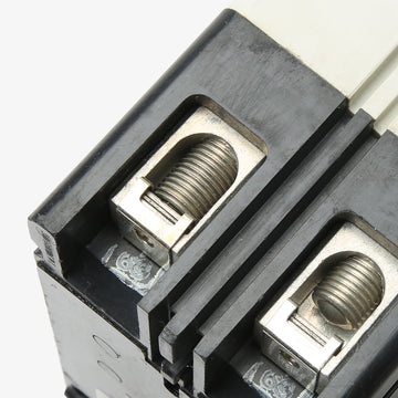 Eaton / Cutler-Hammer HFD2175L - 175A 2 Pole Molded Case Circuit Breaker - view 4