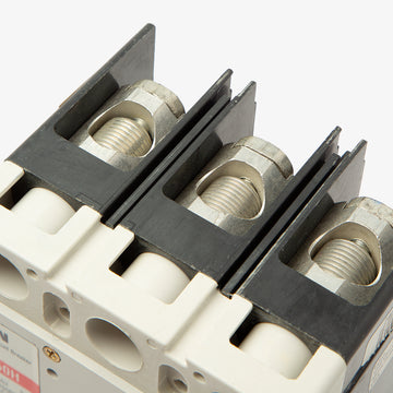Eaton / Cutler-Hammer JGH3175FAG - 175A 3 Pole Molded Case Circuit Breaker - view 3