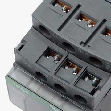 Schneider Electric LC1D09U7 Contactor - view 3