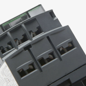 Schneider Electric LC1D18B7 Contactor - view 3