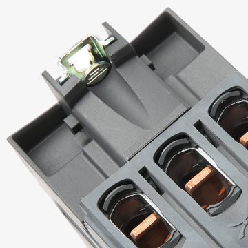 Schneider Electric LC1D50AG7 Contactor - view 4