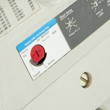 Eaton / Cutler-Hammer ND3800T35W - 800A 3 Pole Molded Case Circuit Breaker - view 4