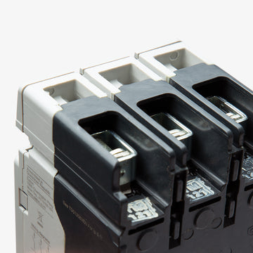 Eaton / Cutler-Hammer PDG13M0090TFFJ - 90A 3 Pole Molded Case Circuit Breaker - view 3