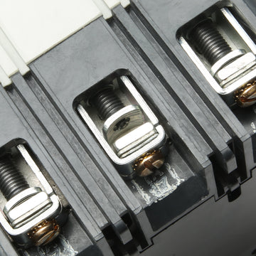Eaton / Cutler-Hammer PDG23F0175TFFL - 175A 3 Pole Molded Case Circuit Breaker - view 4