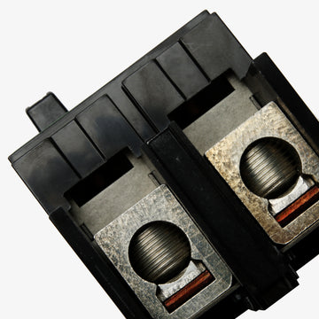 Square D QGL22175 - 175A 2 Pole Molded Case Circuit Breaker - view 3