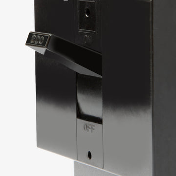 Square D QE2200VH - 200A 2 Pole Molded Case Circuit Breaker - view 4
