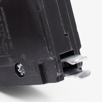 Square D QOB160 - 60A 1 Pole Miniature Circuit Breaker - view 4