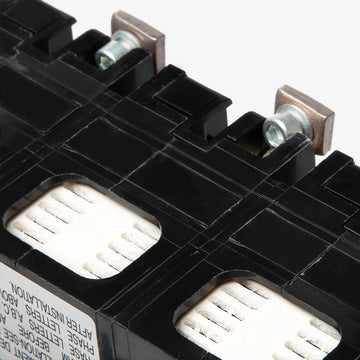 Square D QOB3125VH - 125A 3 Pole Miniature Circuit Breaker - view 3
