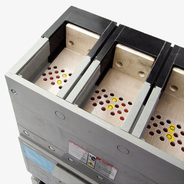 Siemens SND6A120LSI - 1200A 3 Pole Molded Case Circuit Breaker - view 3