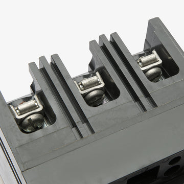 ABB / General Electric THED136030WL - 30A 3 Pole Molded Case Circuit Breaker - view 4