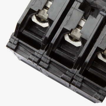 ABB / General Electric THQL32020 - 20A 3 Pole Molded Case Circuit Breaker - view 4