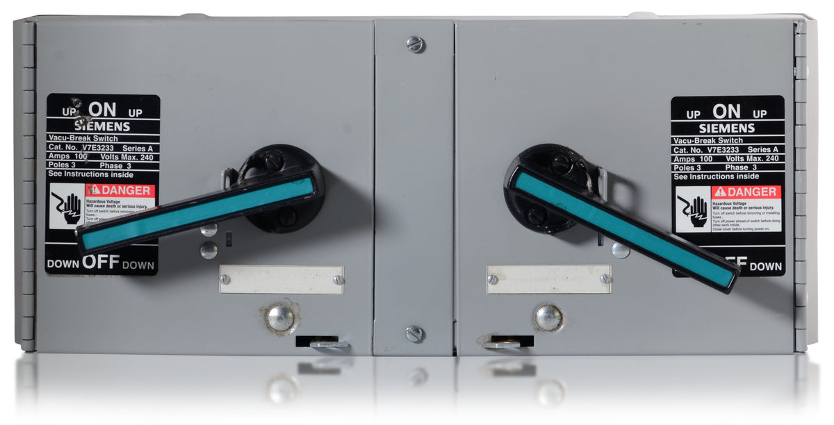 Siemens V7E3233 Panel Board Switch
