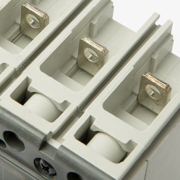 ABB XT1HU3015AFD000XXX - 15A 3 Pole Molded Case Circuit Breaker - view 3