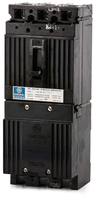 General Electric TB13100AW 3 Pole Circuit Breaker